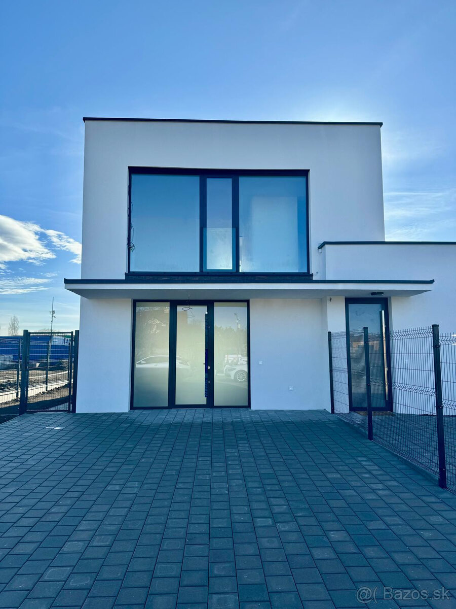 NA predaj moderný 4 izbový dom  v novostavbe Králóvá pri Sen