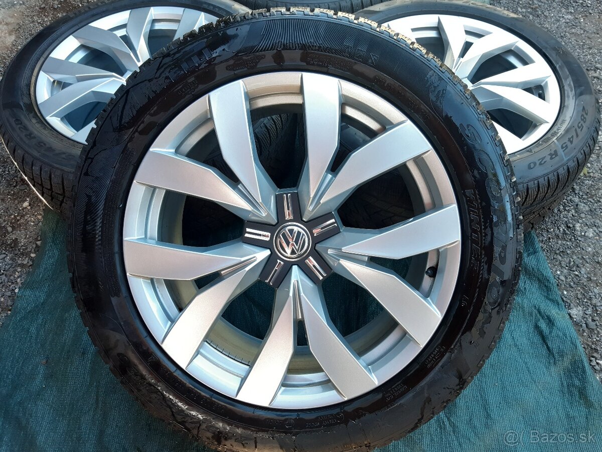 Zimní kola Volkswagen Touareg 3 R20 Montero
