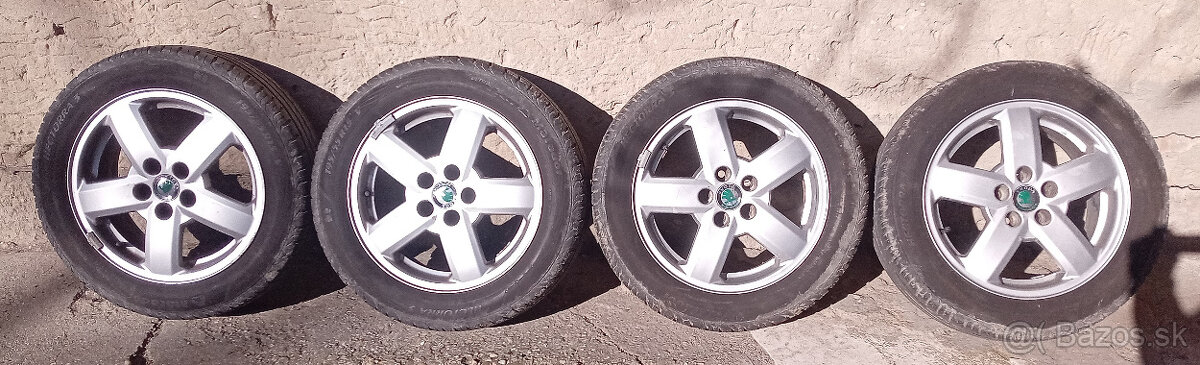 kolesa R15, elektrony