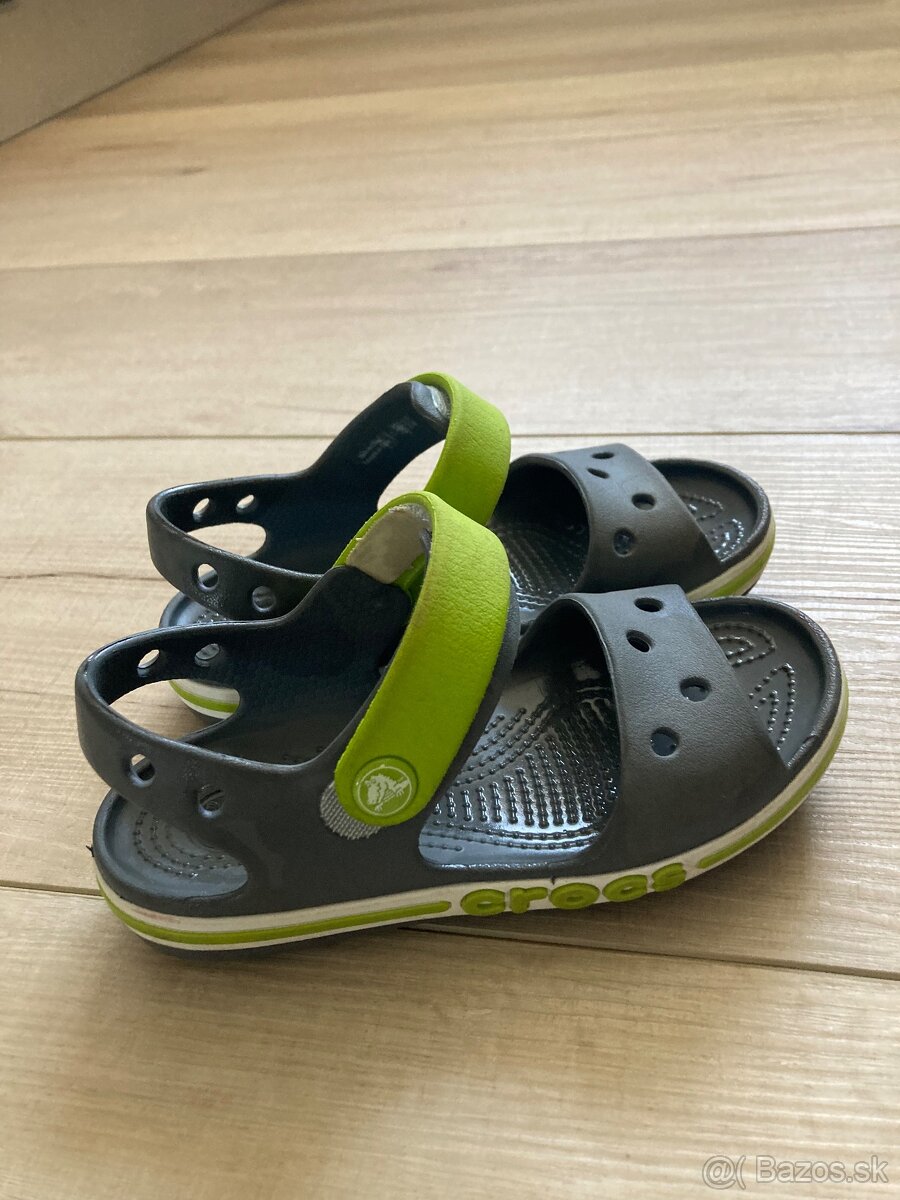 Crocs chlapcenske sandale
