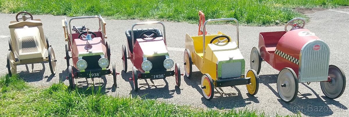 Retro šlapacie autíčka repliky