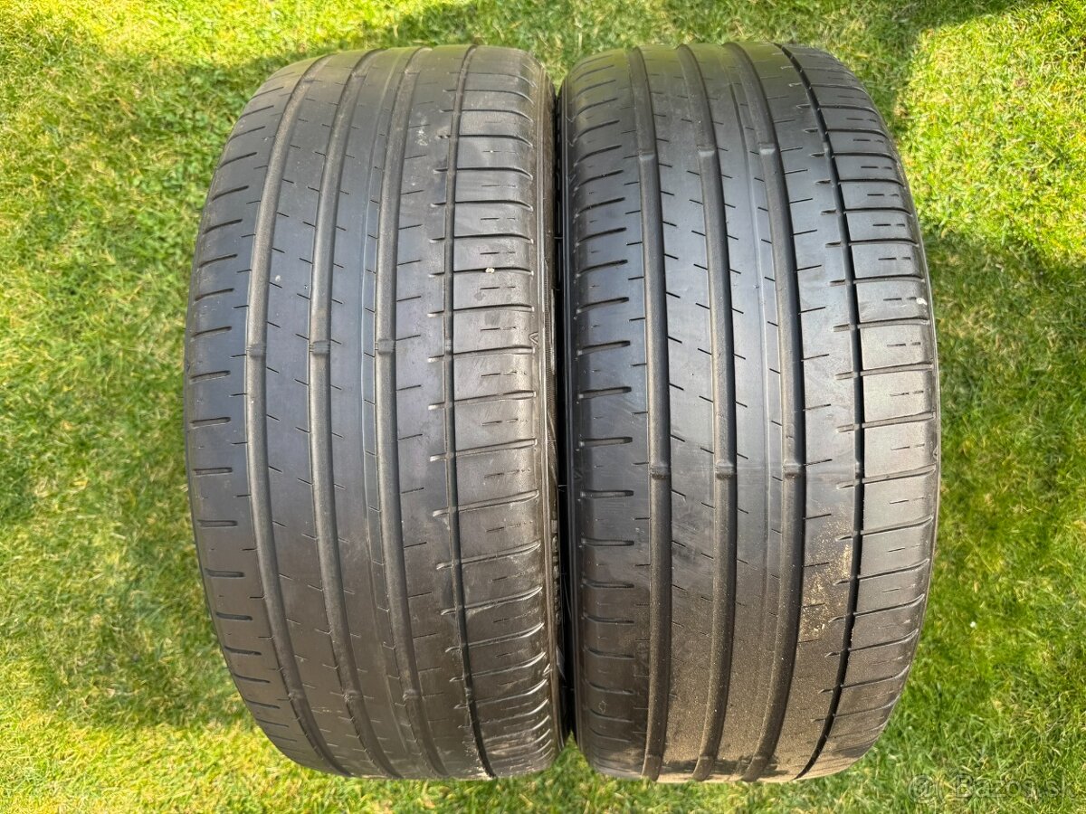 235/45 R19