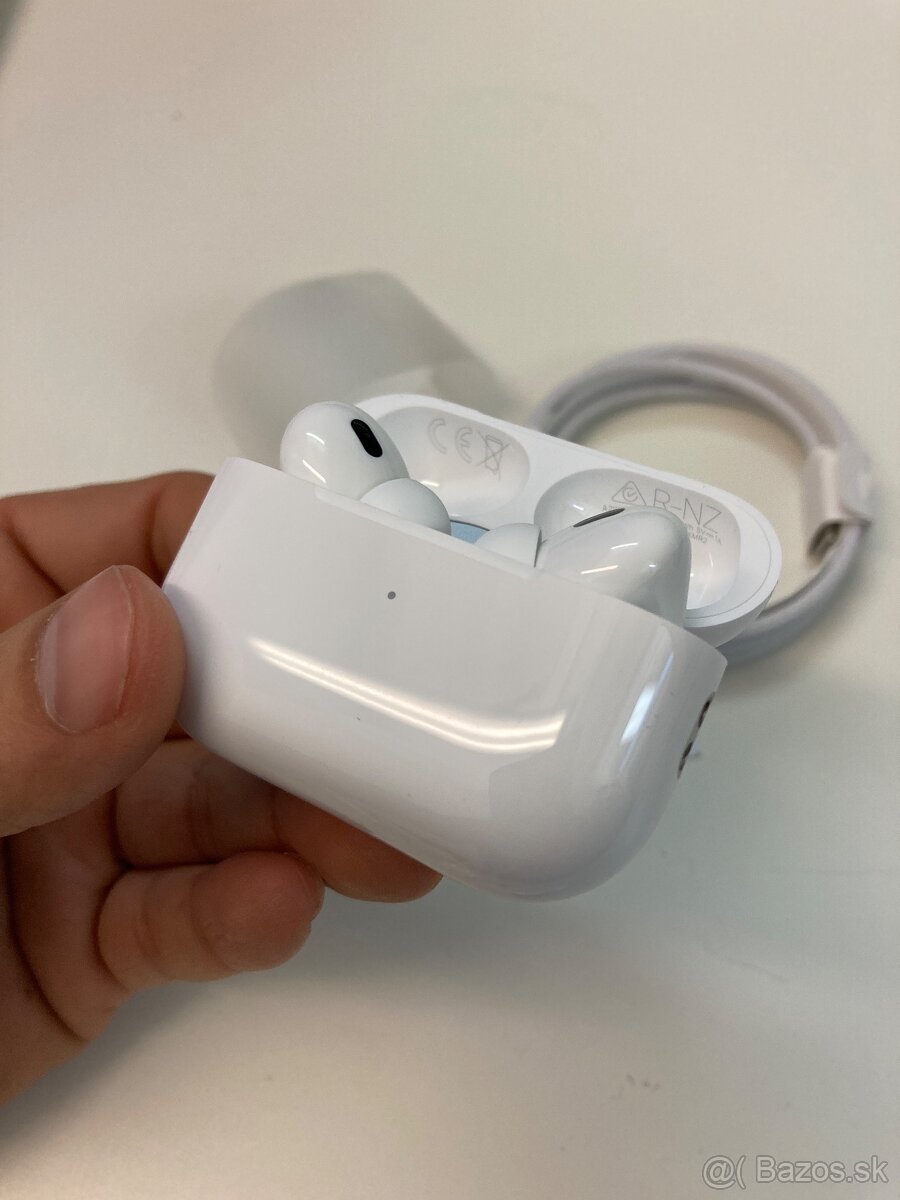 Originálne Apple Airpods Pro 2 Generácie USB-C MTJV3ZM/A