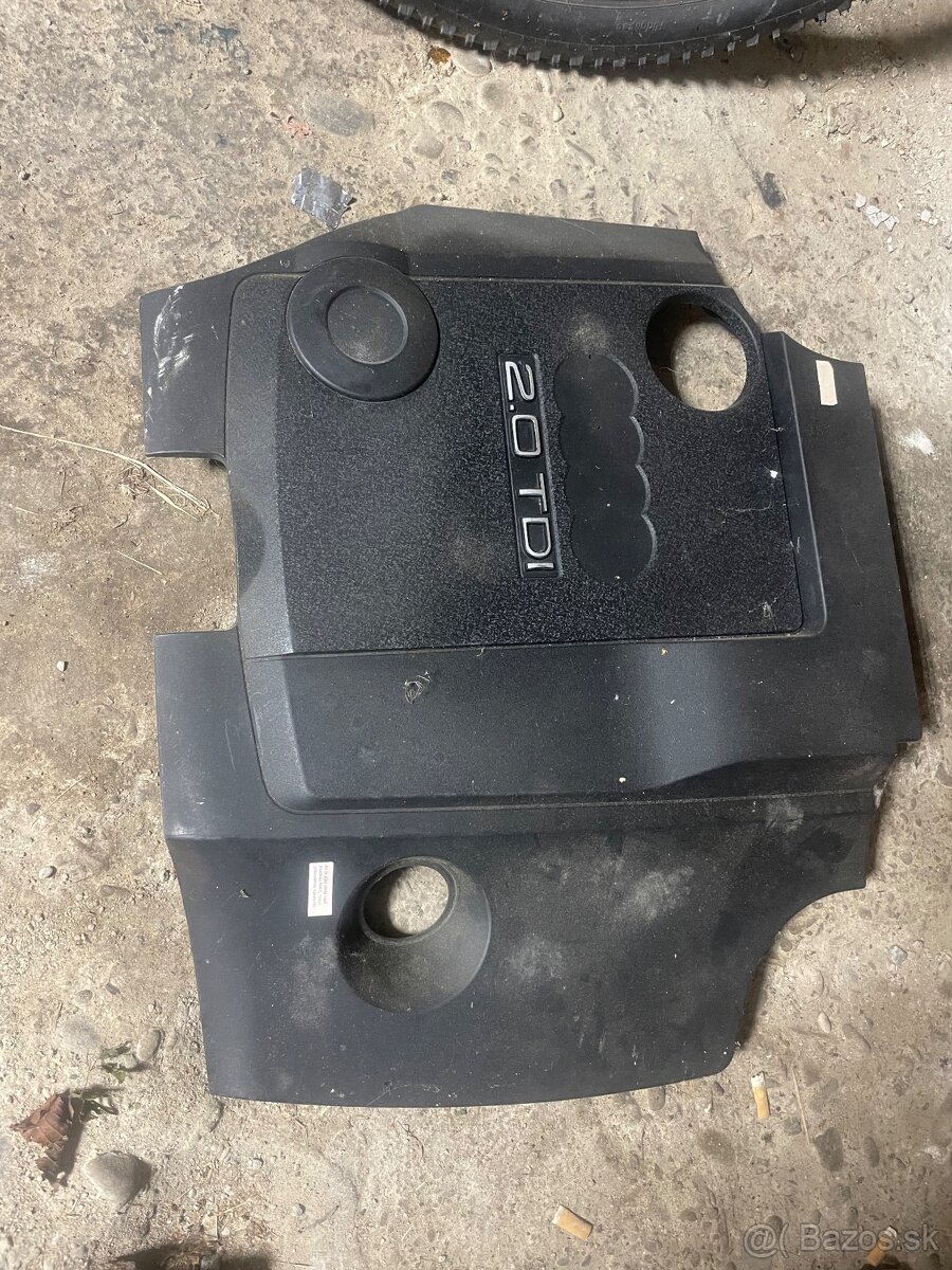 Kryt motora Audi