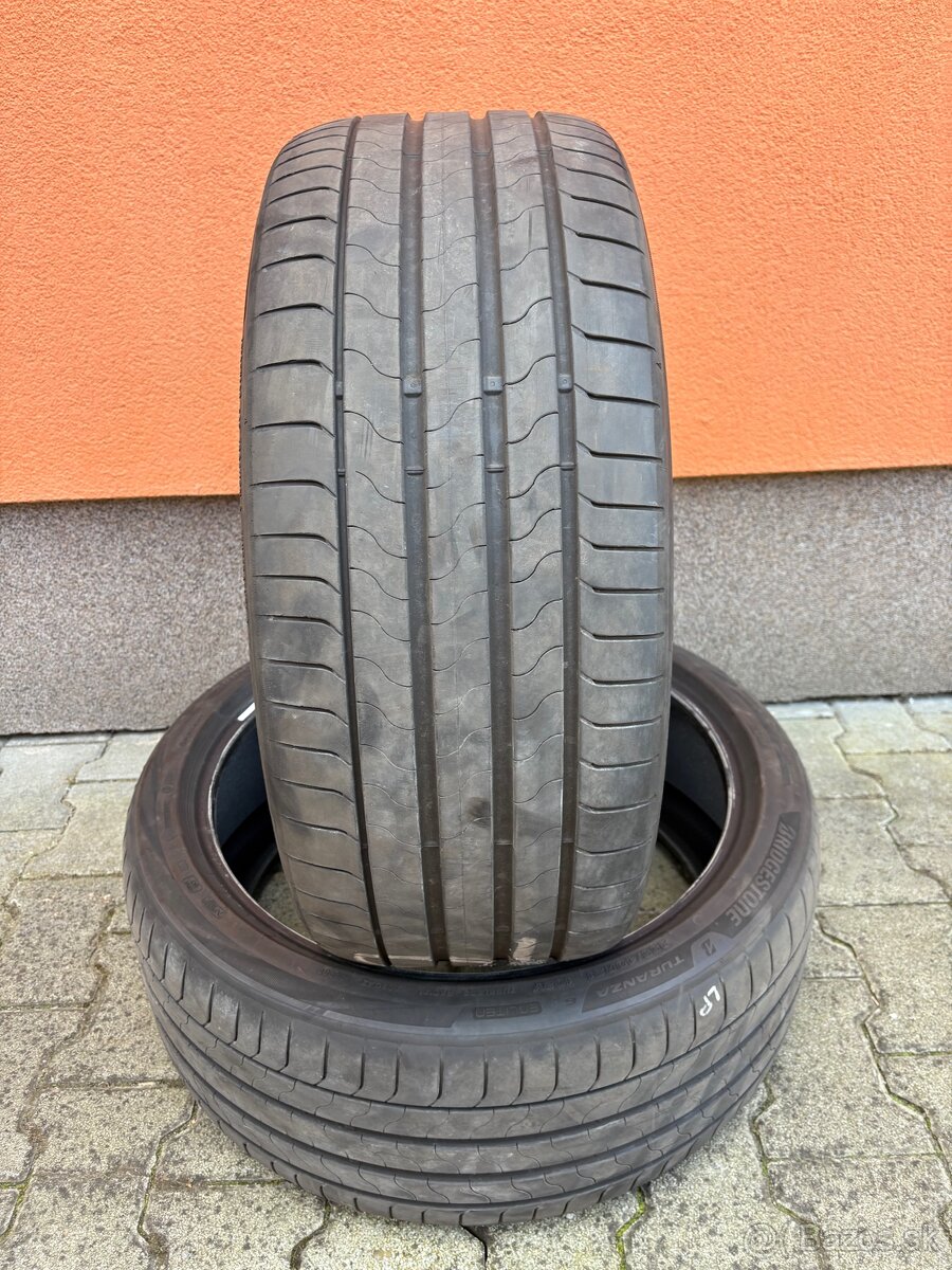 Letné pneu 255/40R21 Bridgestone