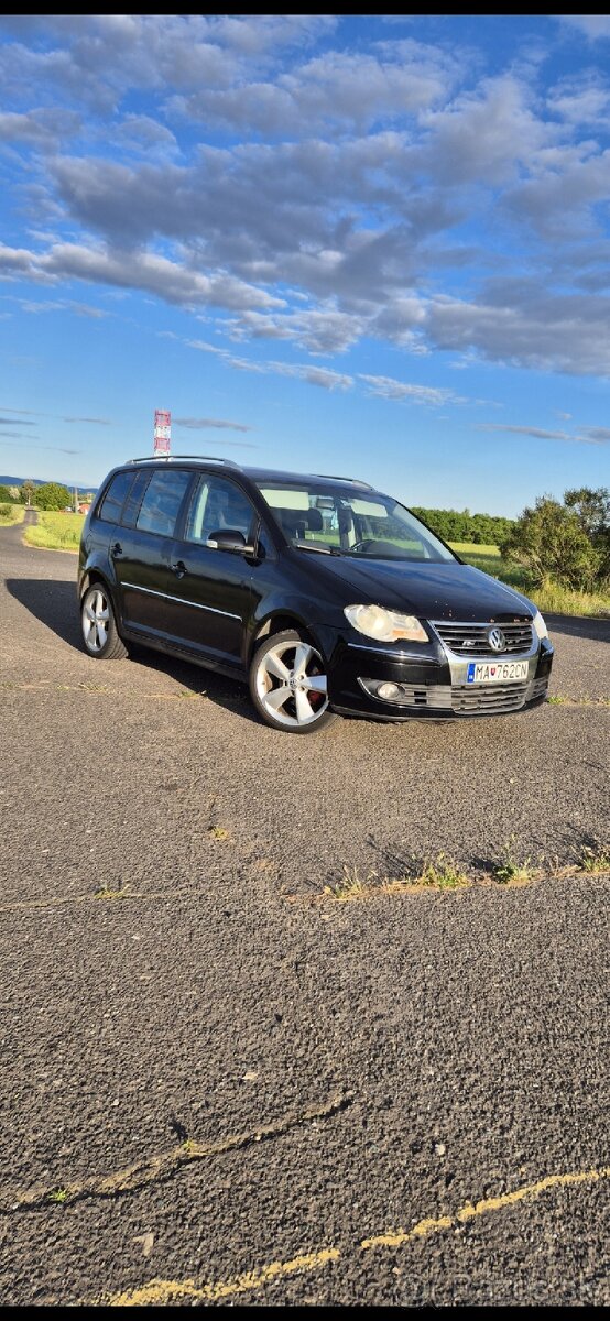 VW Touran 2.0 TDI r.v. 2009