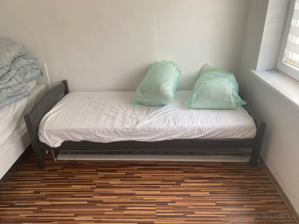 postele 90x200