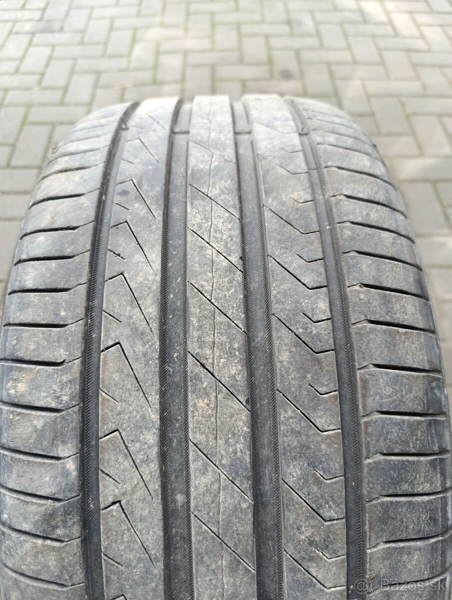 Letné 245/40 R18