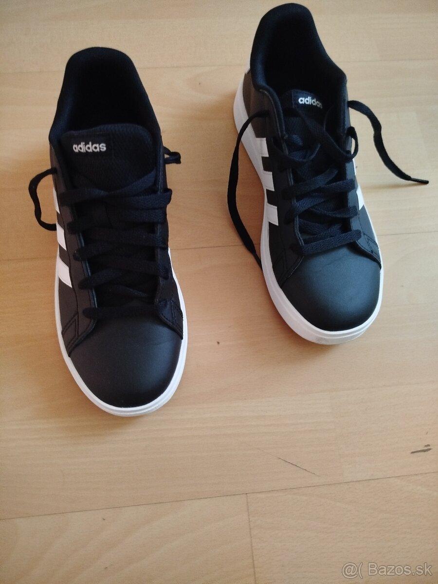 Botasky Adidas