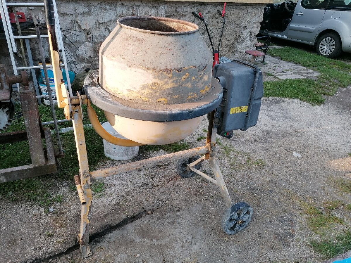 Stavebná miešačka