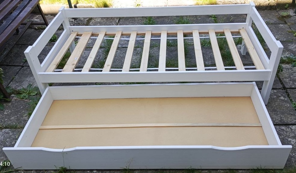 Posteľ ŠхHхV 187х87х54 cm so zásuvkou, zadarmo za odvoz