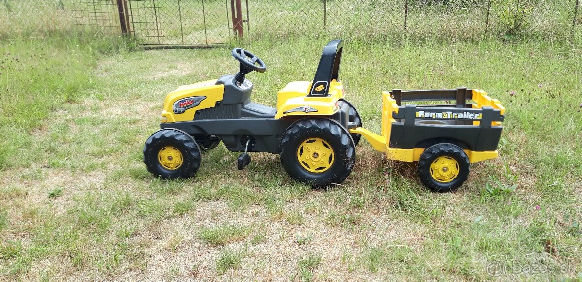 Detský traktor