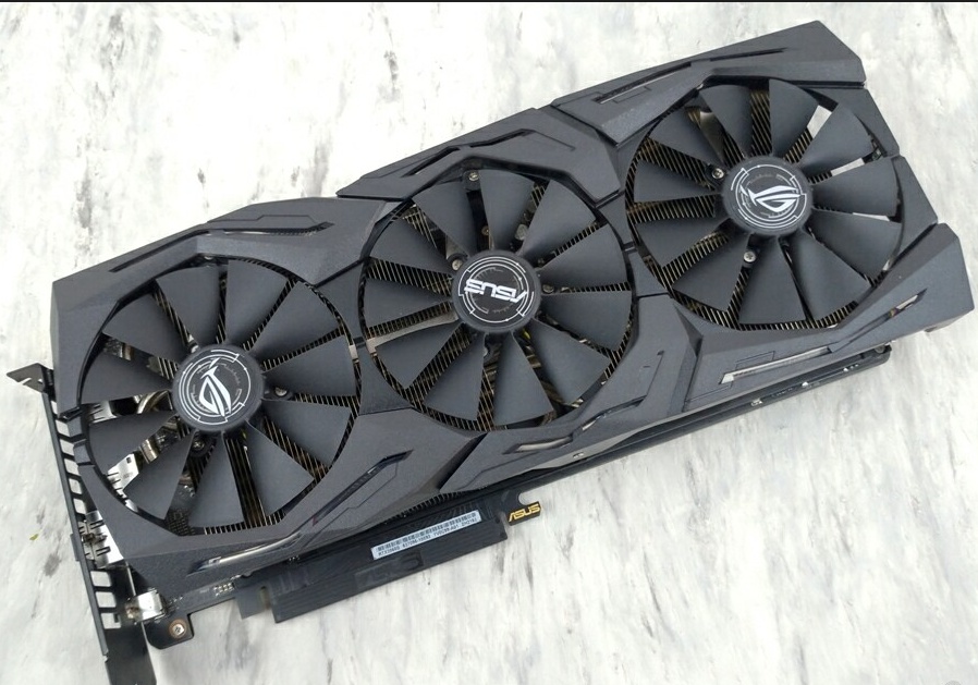 ASUS ROG STRIX RTX 2060 SUPER 8GB