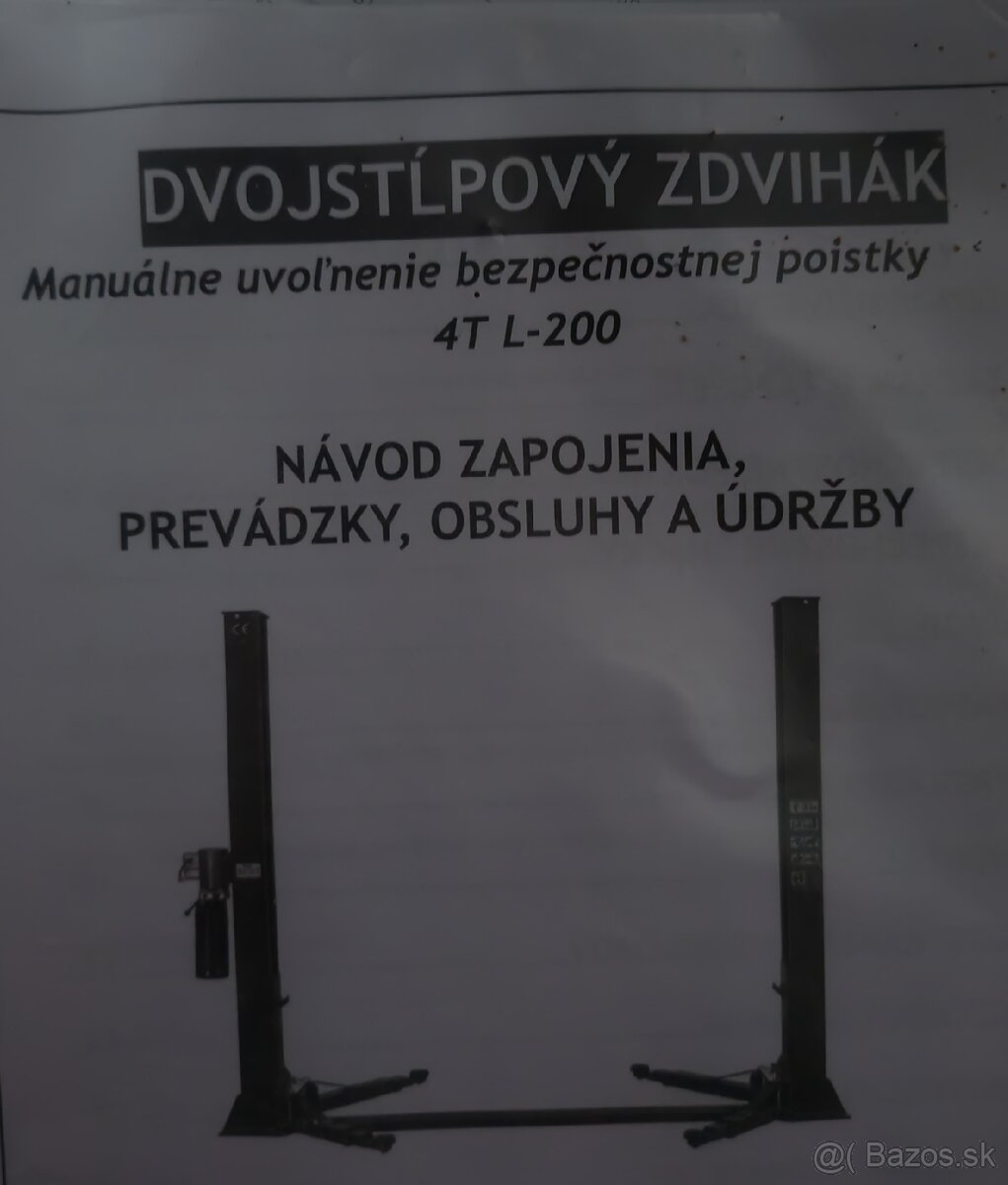 Dvojstlpový zdvihak 4t elektrohydraulický Redats