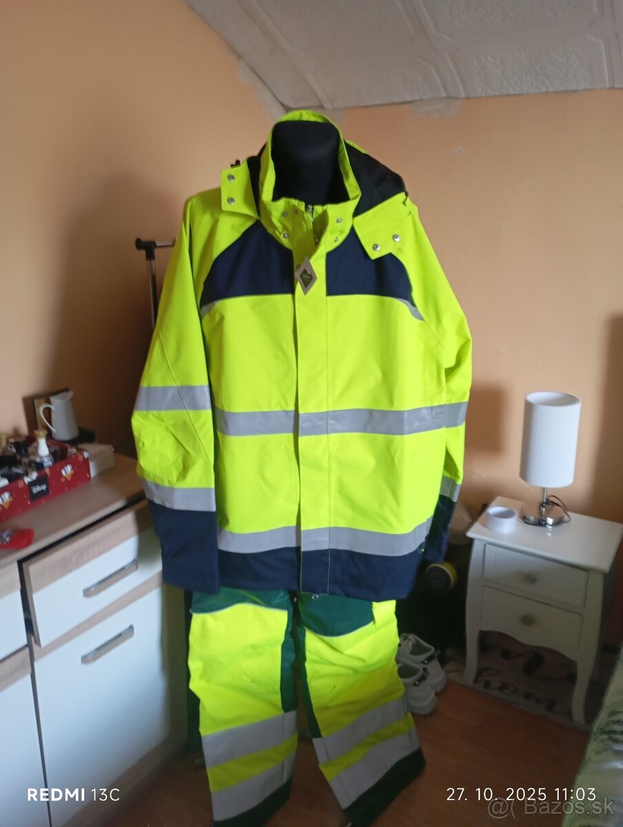 Predám pracovné oblečenie montérky za výrobné ceny