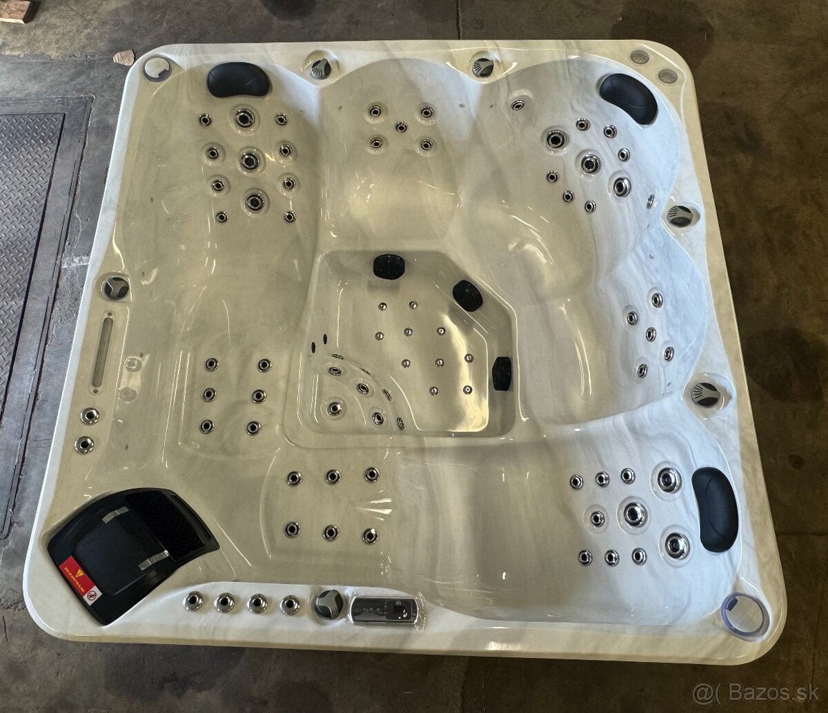 Vířivka Victoria SPA