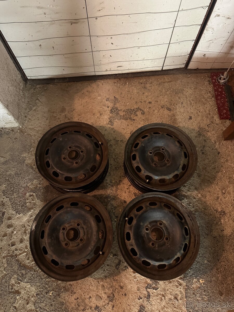 Plechové disky Ford fiesta