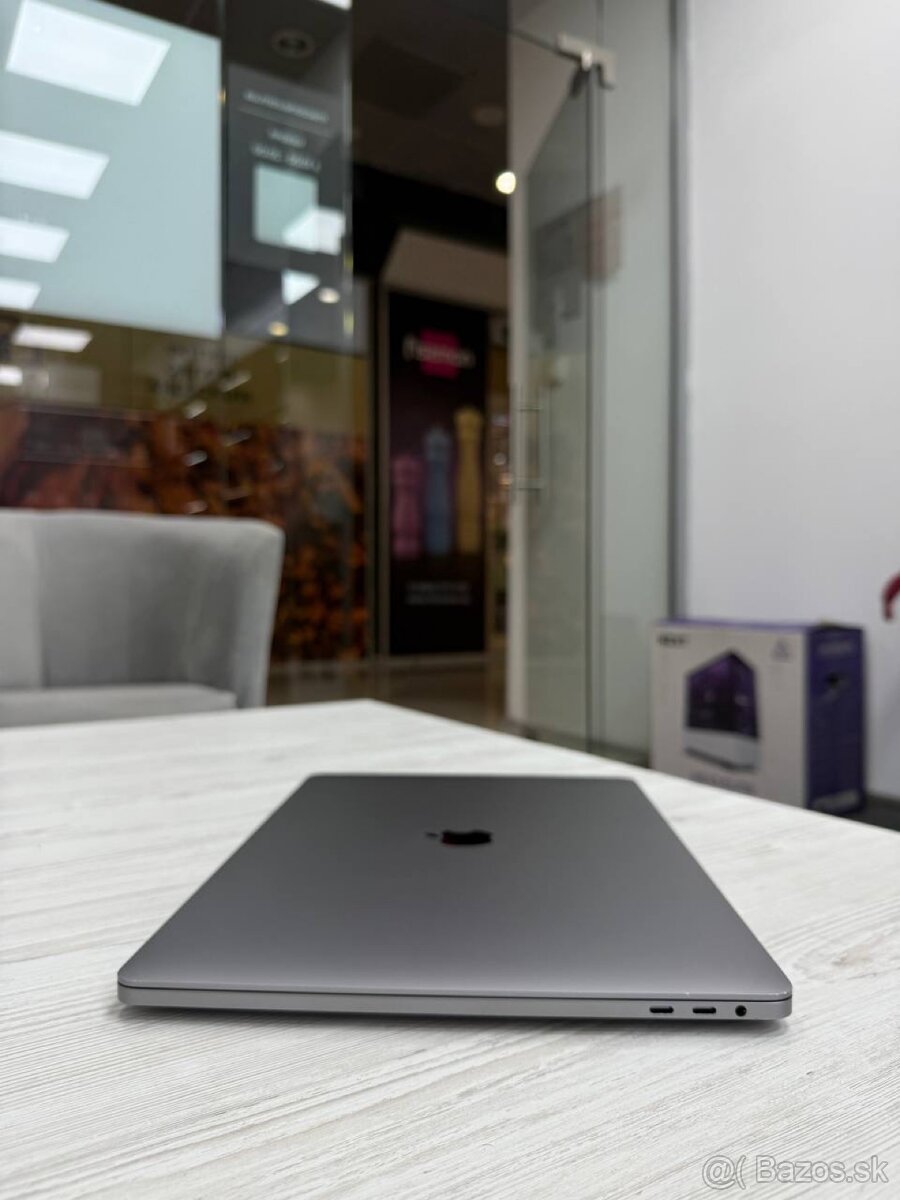 Mac Book Pro 16 2019