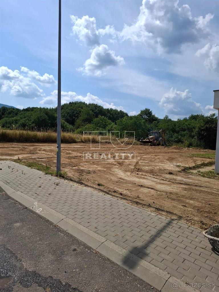 Stavebný pozemok Trenčianske Jastrabie,608m2