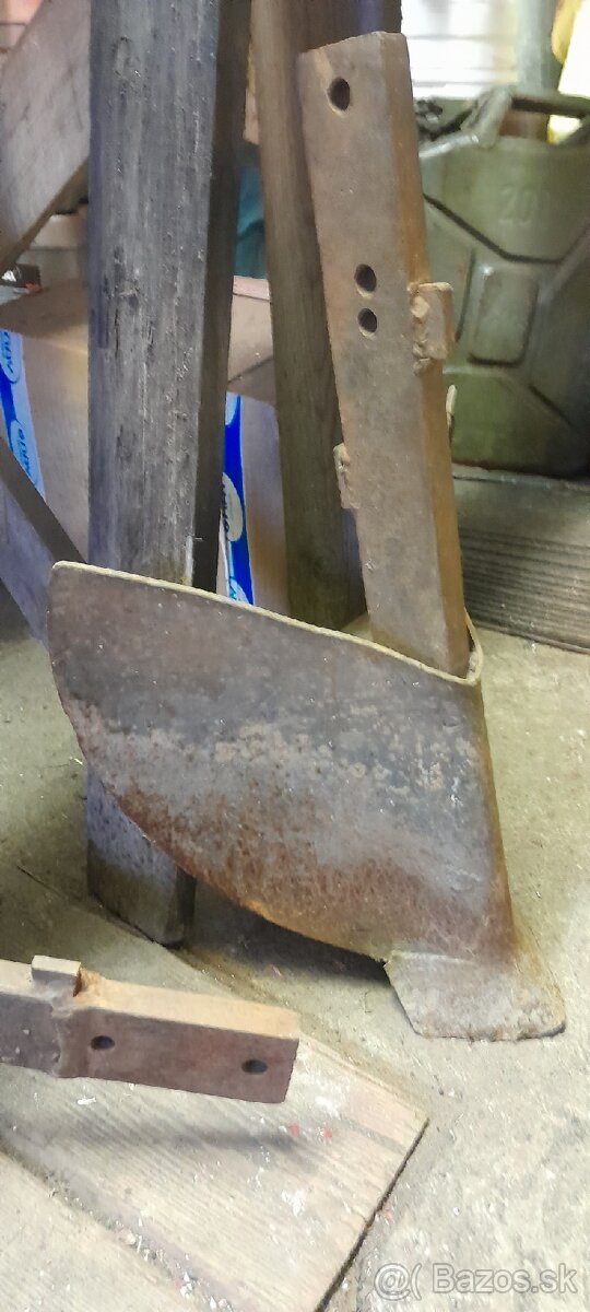 Predám oborávacie pluhy