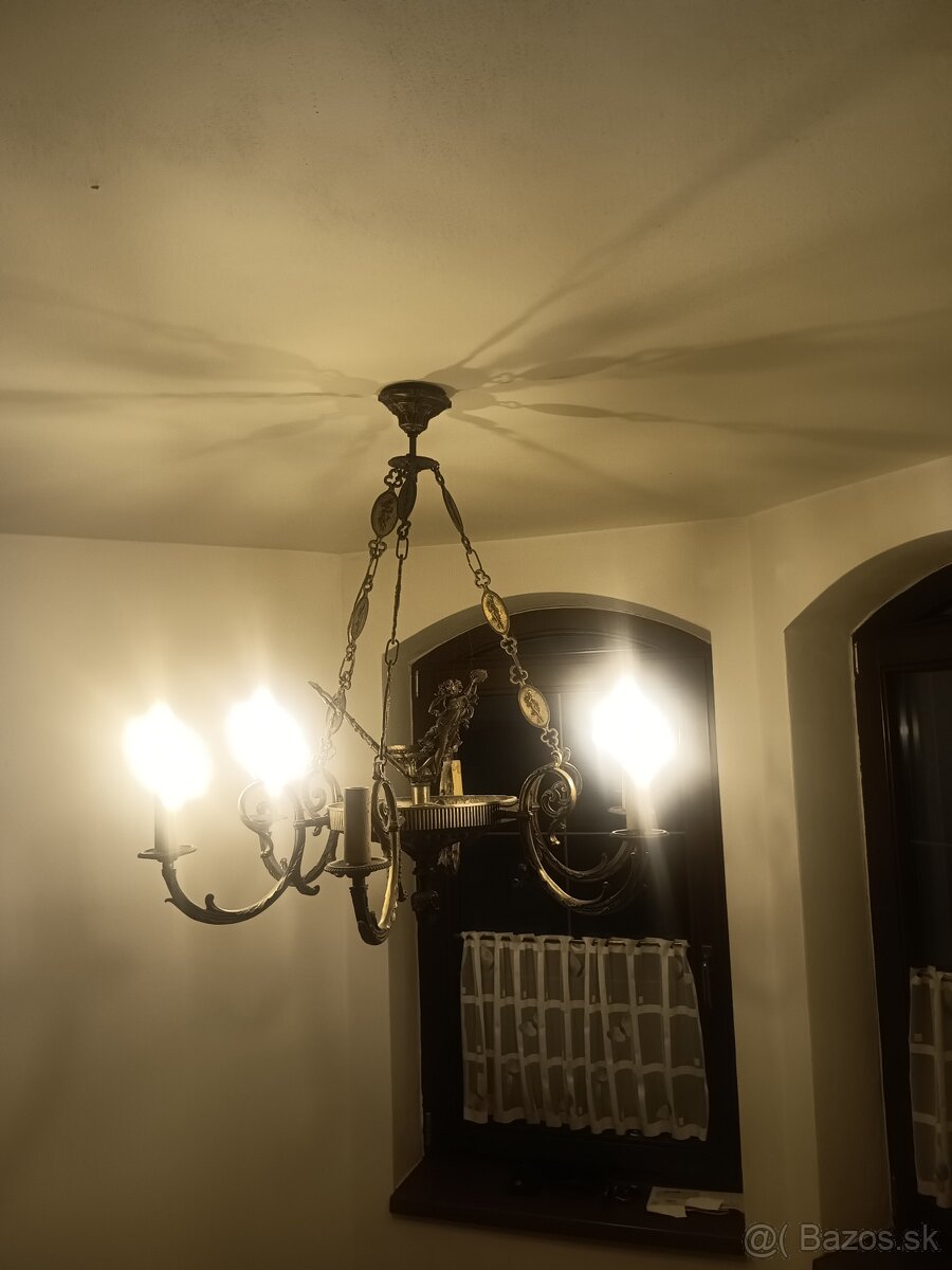Lustre