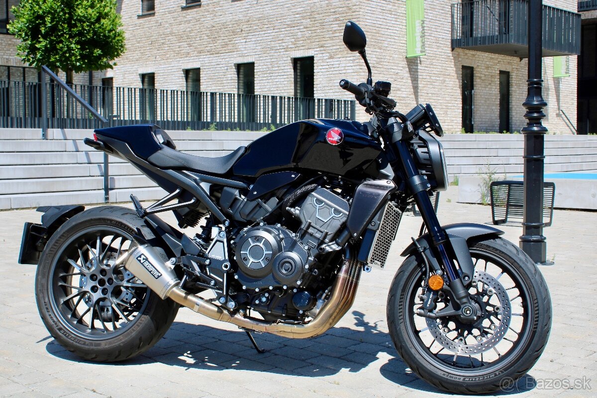Honda CB1000R Black Edition