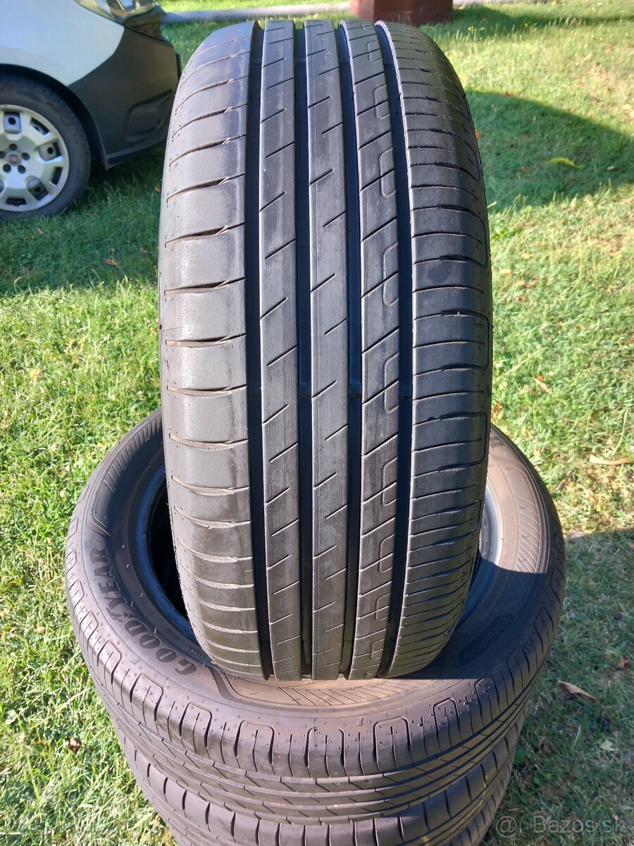 215/50 r17 letne pneumatiky good year