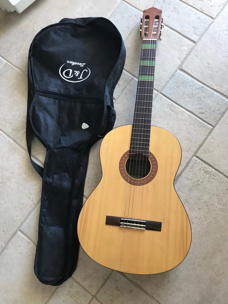klasicka gitara yamaha C30M