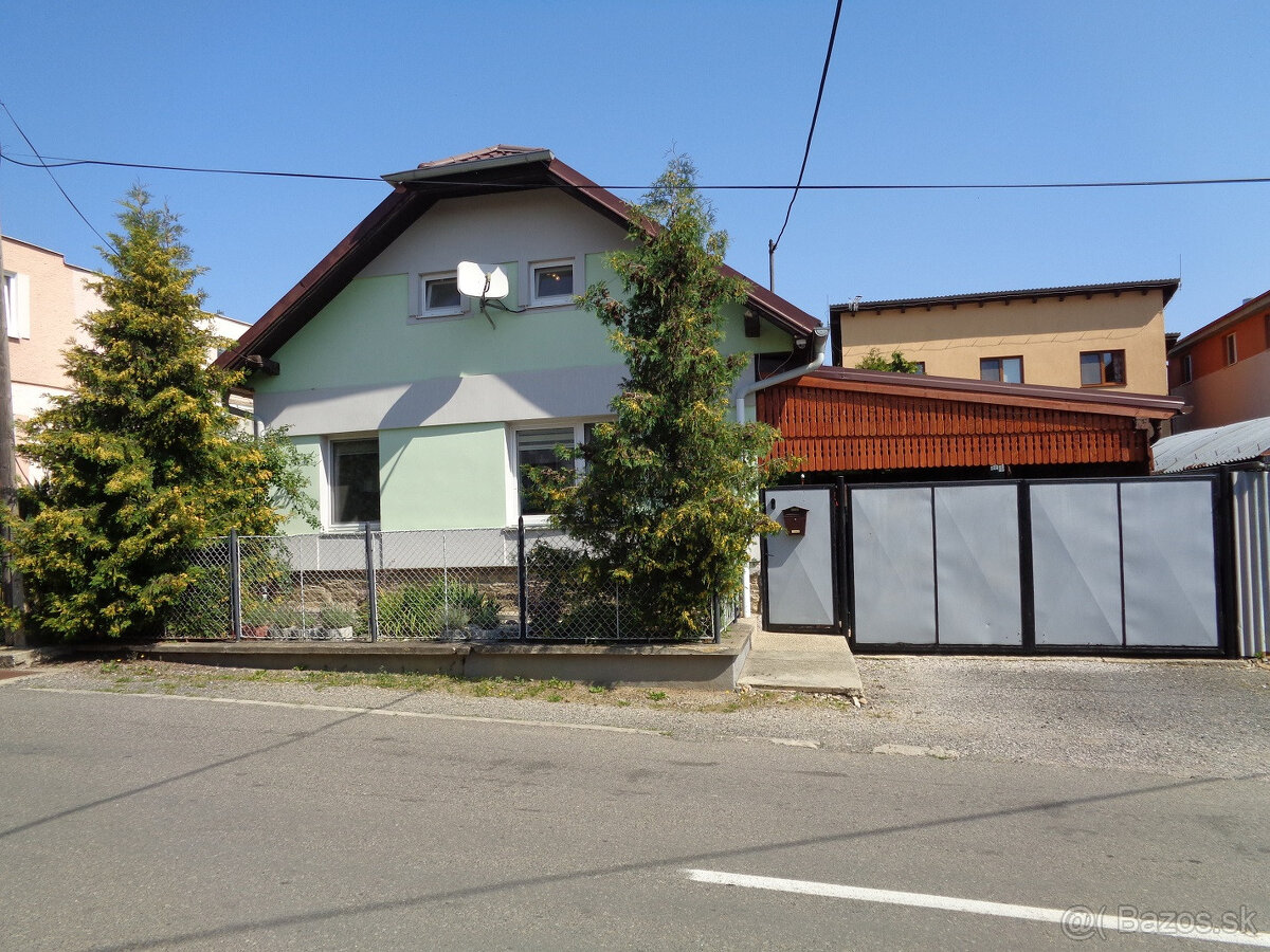 Predaj 5 izbový RD Kežmarok - M.Slavkov 200 m2,pozemok 412