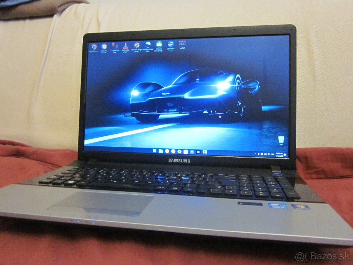 Samsung 17,3,i3,128 GB SSD,nVidia GT 520,W-11PRO