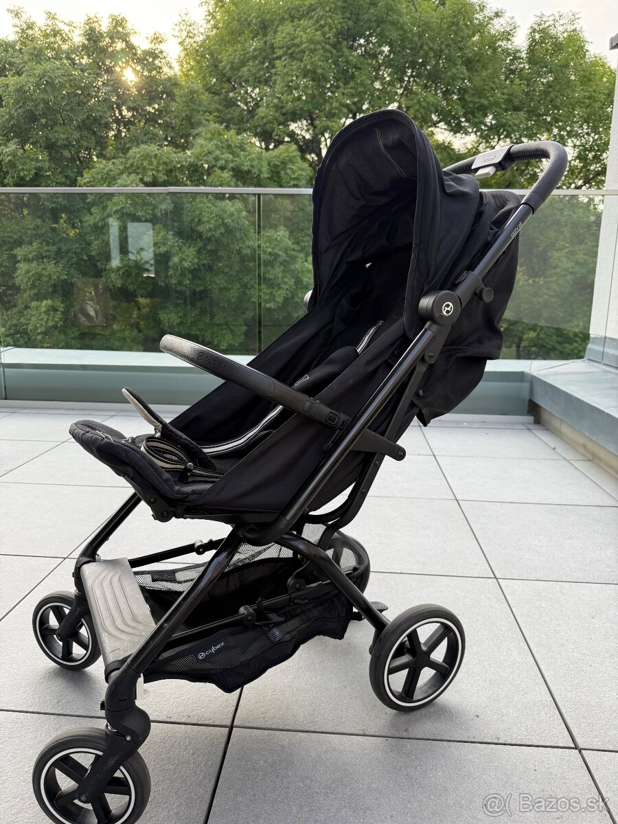 Cybex Eezy S+2