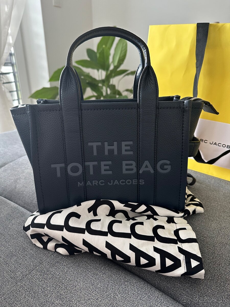 Marc jacobs tote bag medium