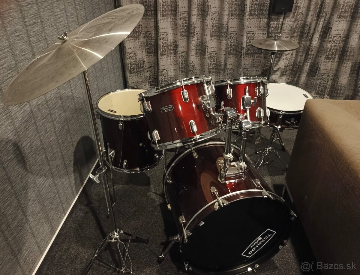 Predám bicie – kompletná súprava (so stoličkou a paličkami)