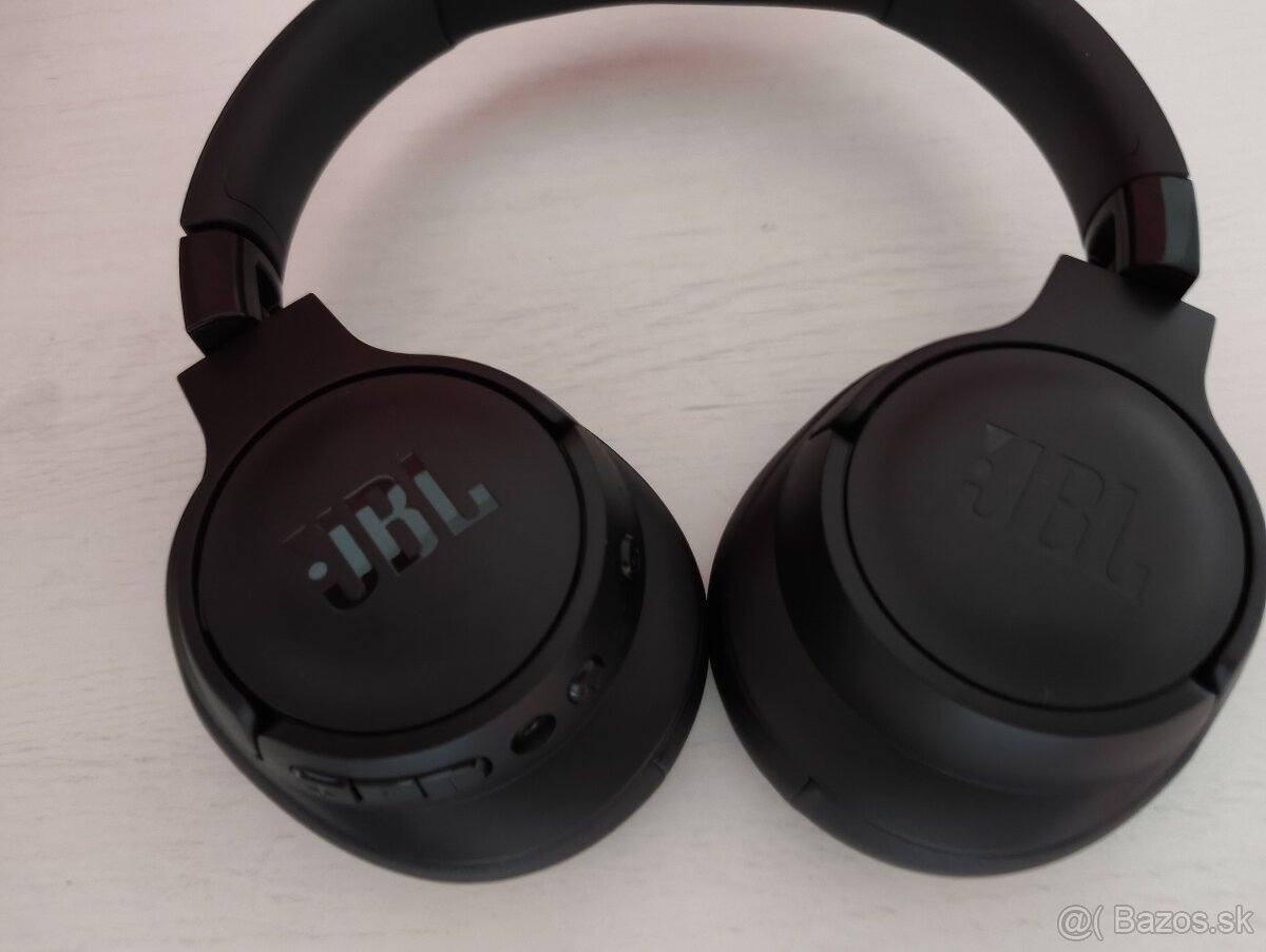 JBL tune 760nc