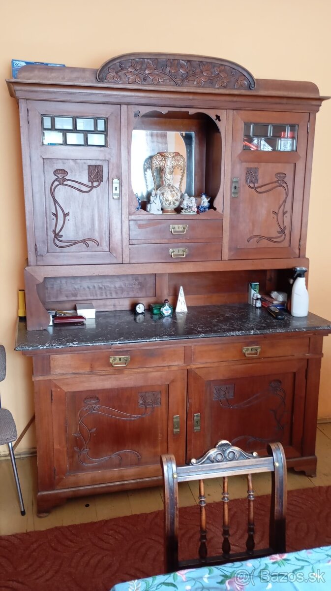 Predám starožitný nábytok