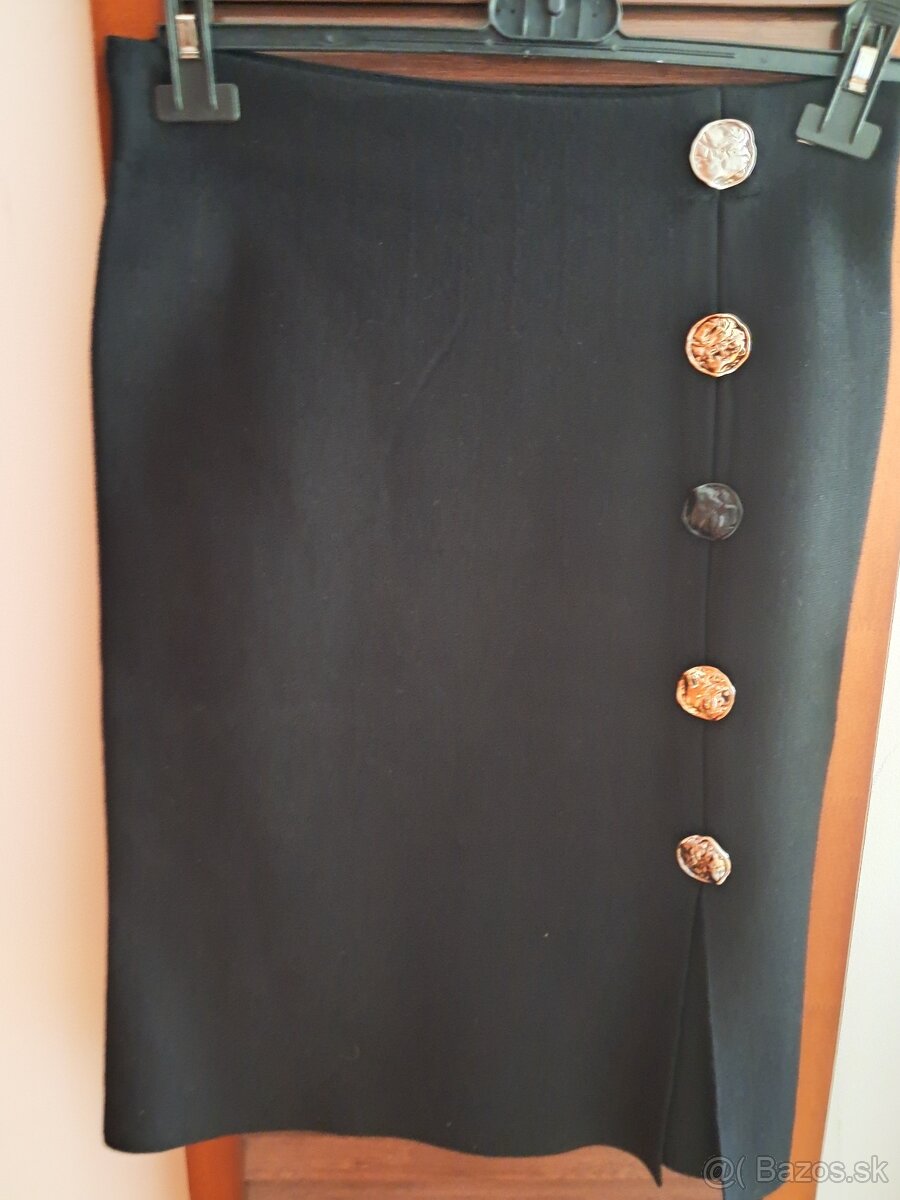 Čierna sukňa