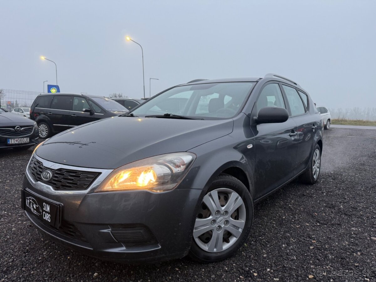 Kia Cee´d 1.4 CVVT LX, 1.majiteľ,