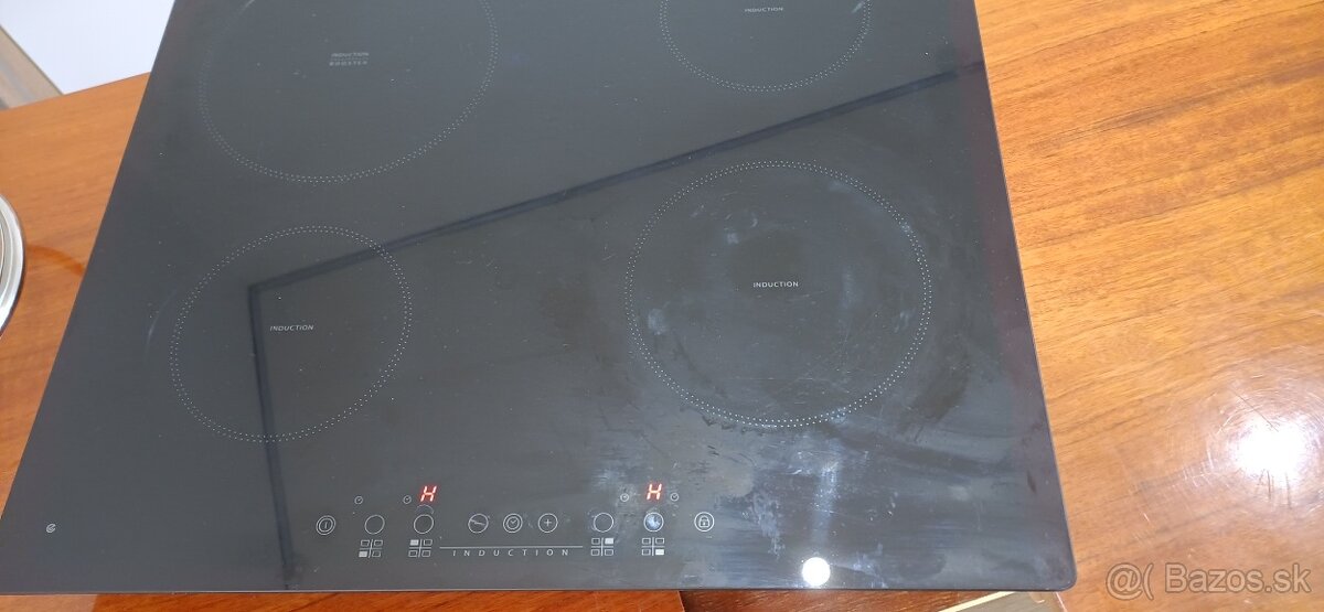 Predana indukcnu varnu dosku Whirlpool ACM822/NE