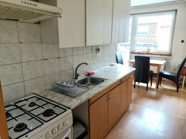 PREDAJ 3 - IZBOVÝ TEHLOVÝ BYT BLÍZKE CENTRUM MESTA