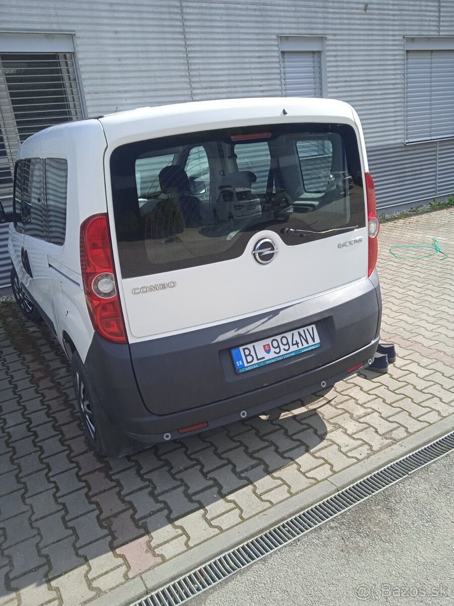 Auto