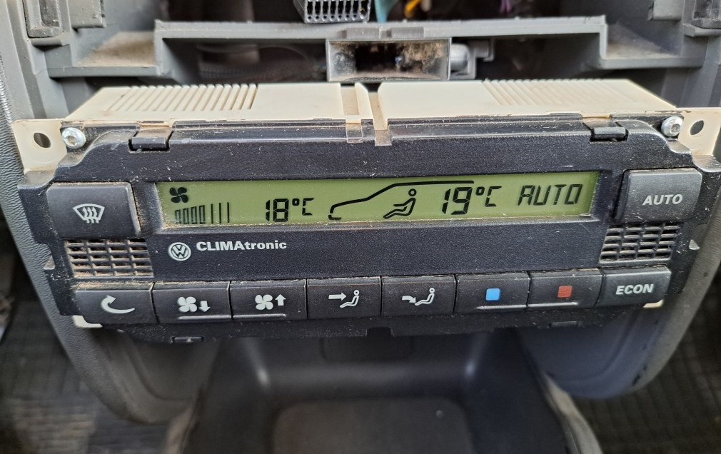 CLIMATRONIC, PANEL KLIMY - GOLF4, PASSAT B5 B5.5, OCT 1