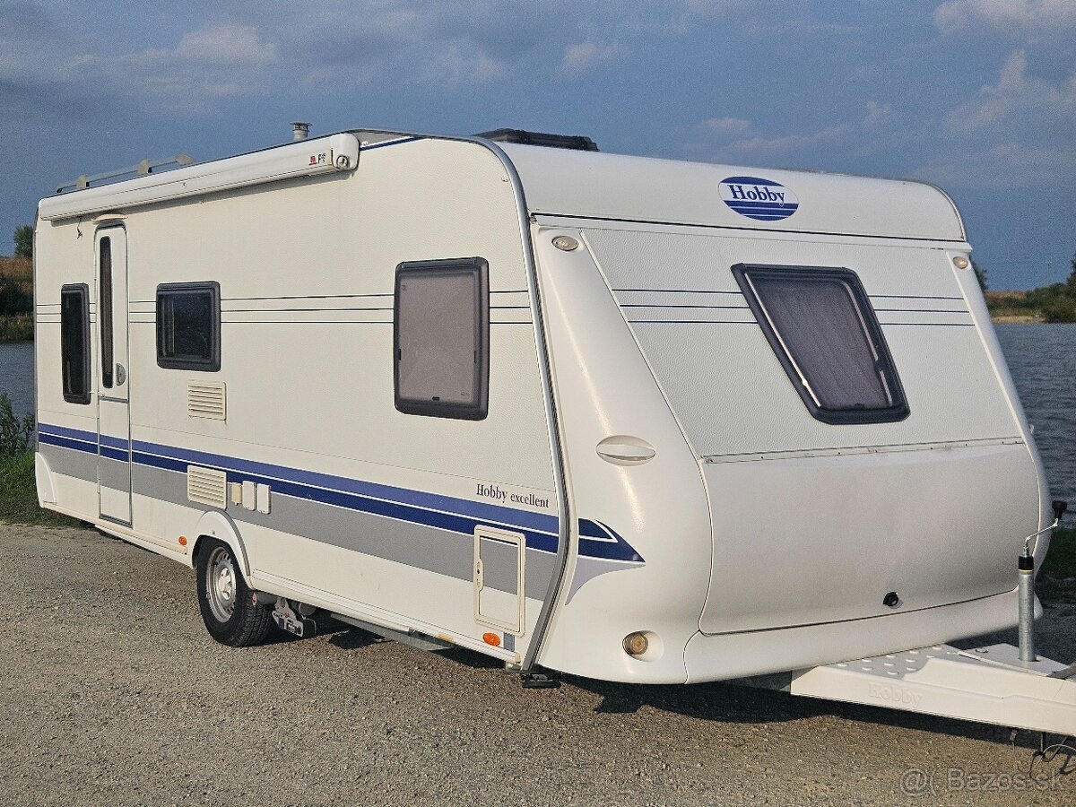 Karavan Hobby 560 KMFE - markiza, mover, predstan