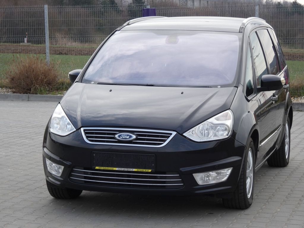 Ford Galaxy 2.0 TDCI Powerhift, 7 míst