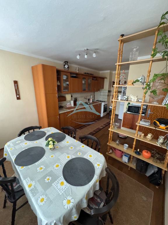 Trojpodlažný rodinný dom v kúpeľnom meste Dudinciach