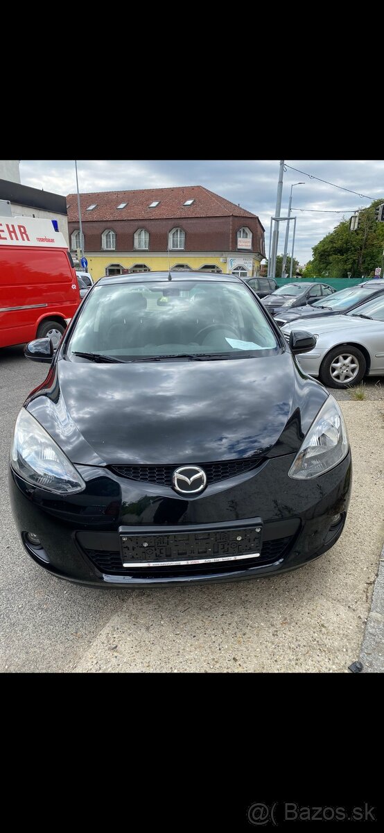 MAZDA 2 1,3 BENZÍN ROK 2009