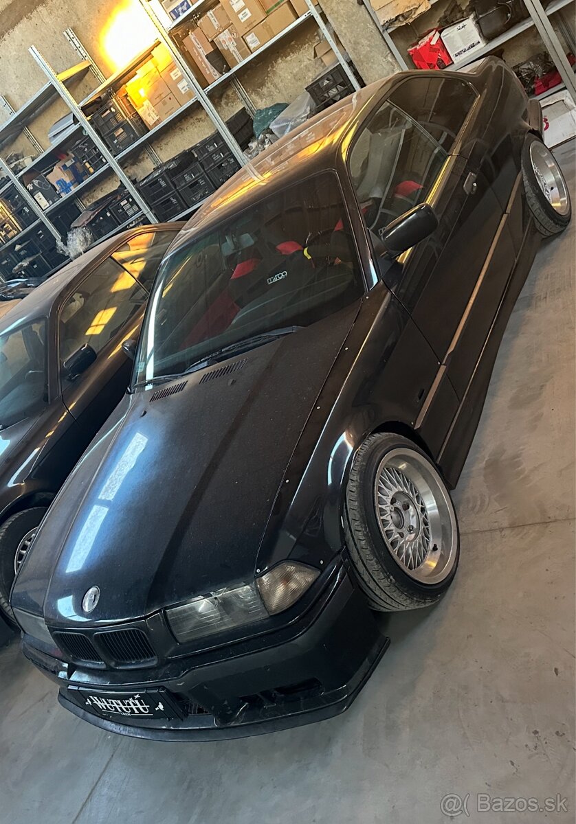 E36 coupe 330i