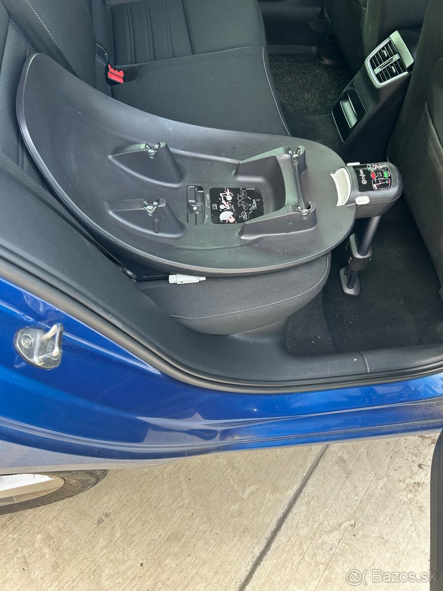 Cybex aton M