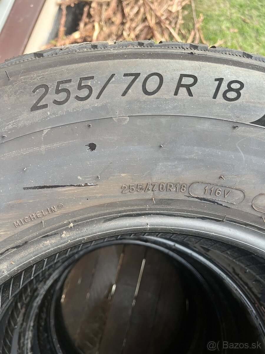 255/70R18 zimne