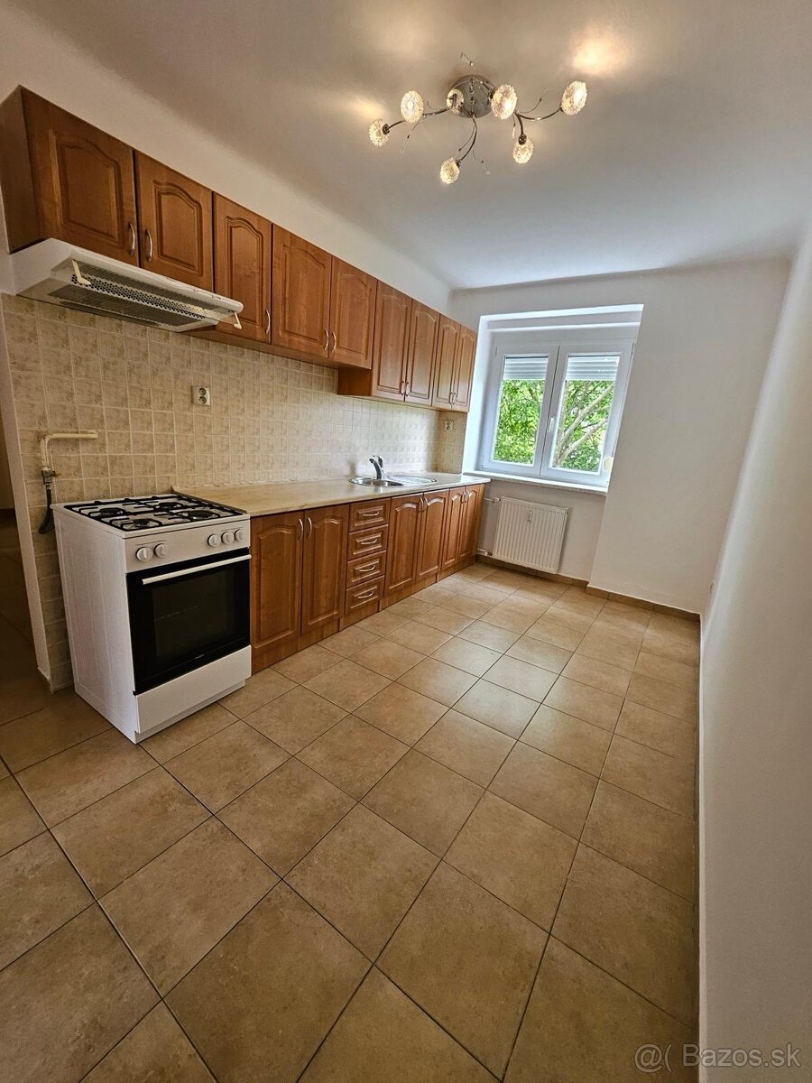 2 izbový byt na prenájom