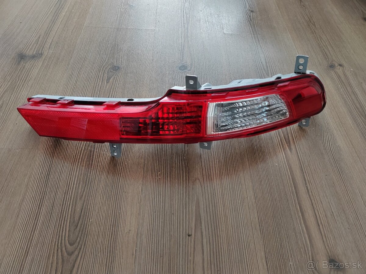 KIA Sportage III zadné svetlá